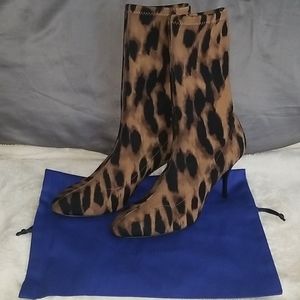 🆕️ Leopard Print Stuart Weitzman Heeled Boots